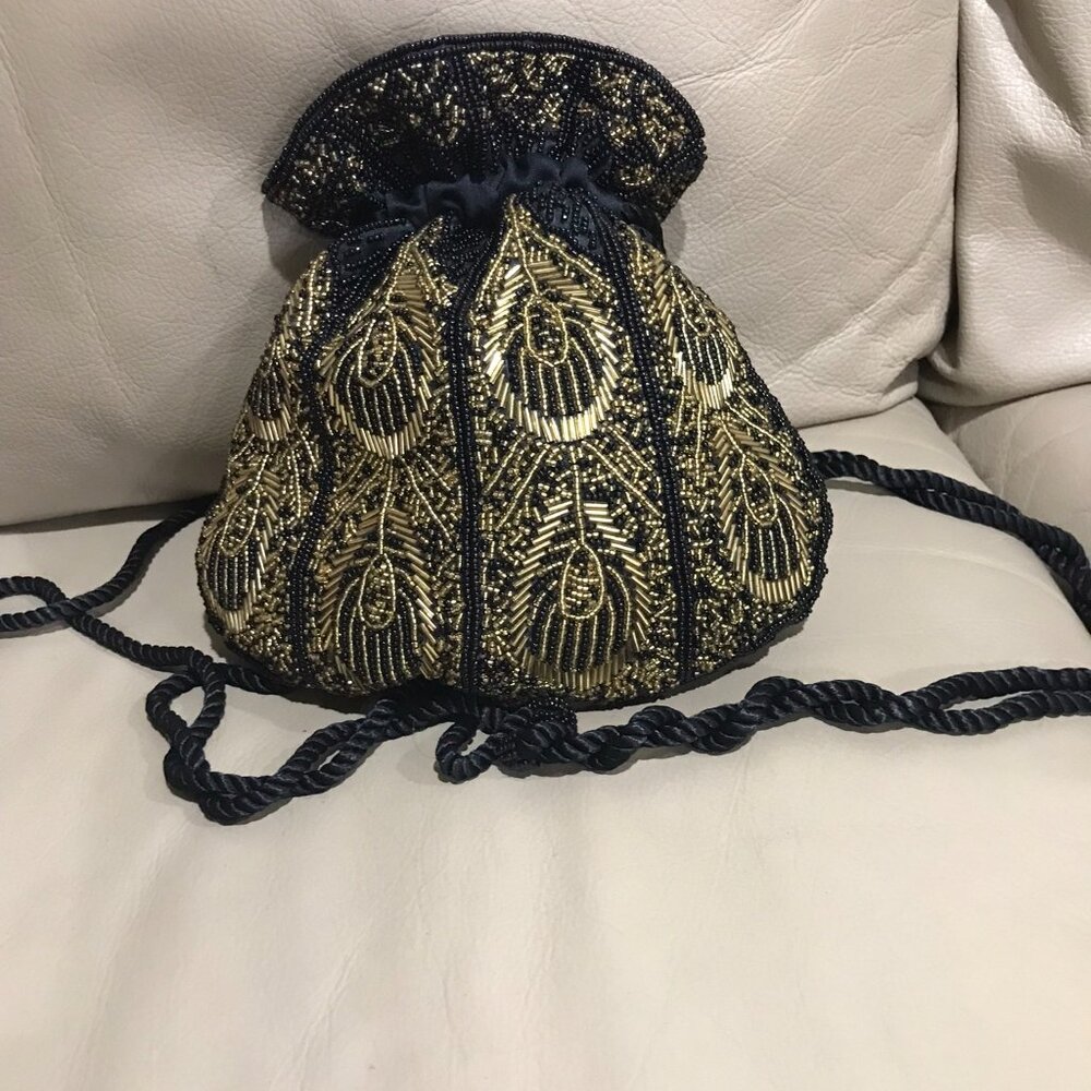VINTAGE BEADED DRAWSTRING BAG